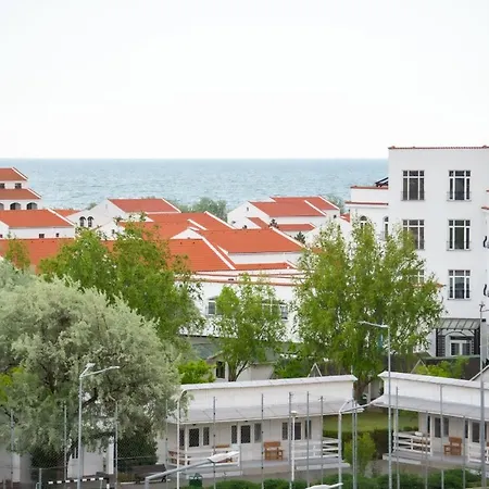 Deluxe Apartment Near Hanul Piratilor With Balcony Sea View * Mamaia