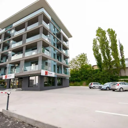 Deluxe Apartment Near Hanul Piratilor With Balcony Sea View * Mamaia